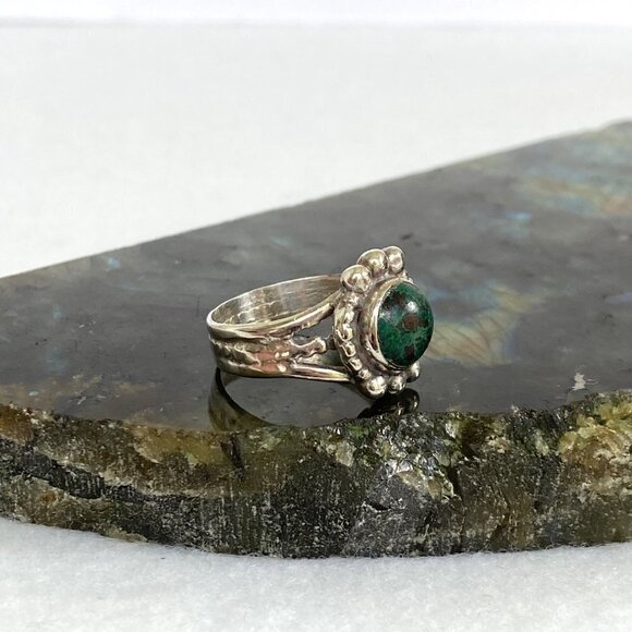 VTG Sterling Silver 925 Southwest Round Chrysocolla Split Shank Ring Sz 7.25 - Picture 3 of 16